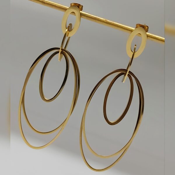 Interlocking Oval Drop Earrings