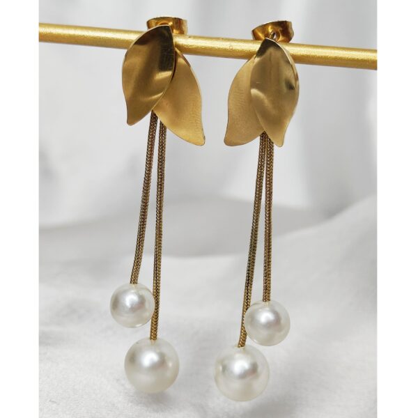 Pearl Tassel Leaf Drop Earrings